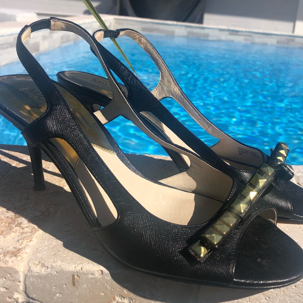 Michael Kors Studded Kitten Heels Sz 9